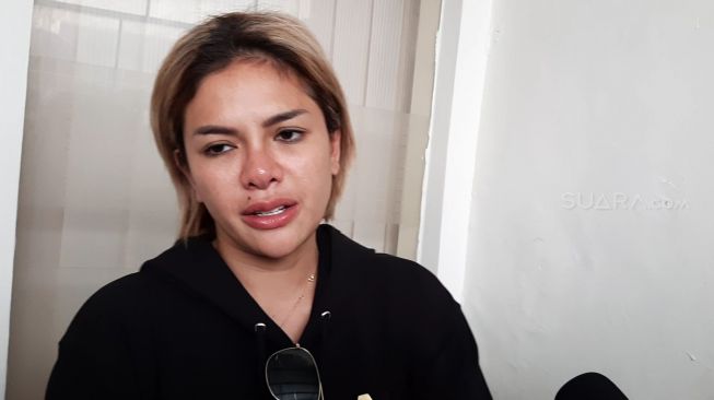 Nikita Mirzani Beri Bantuan Langsung Ke Ojol, Seperti ini Caranya