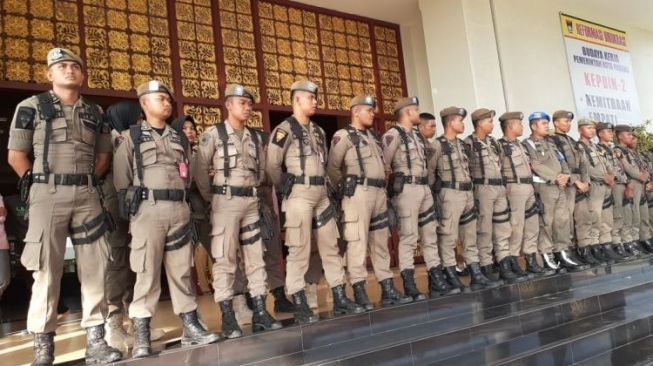 Warga Jakarta Ramai-ramai Gelar Lomba 17-an, Bisa Dibubarkan Satpol PP