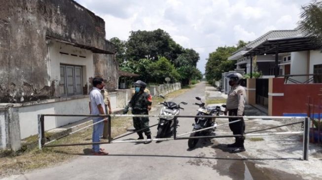 Takut Virus Corona Masuk, Warga di Sukoharjo Mulai Tutup Pemukiman