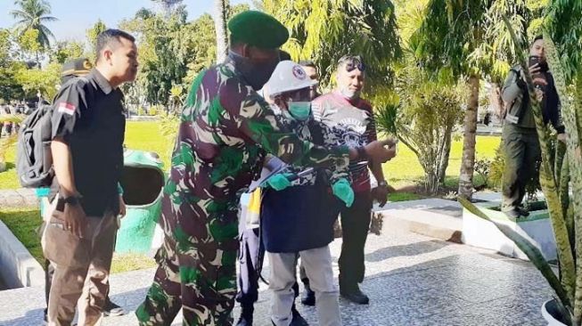 Seluruh Kantor di Kabupaten Gorontalo Disemprot Disinfektan