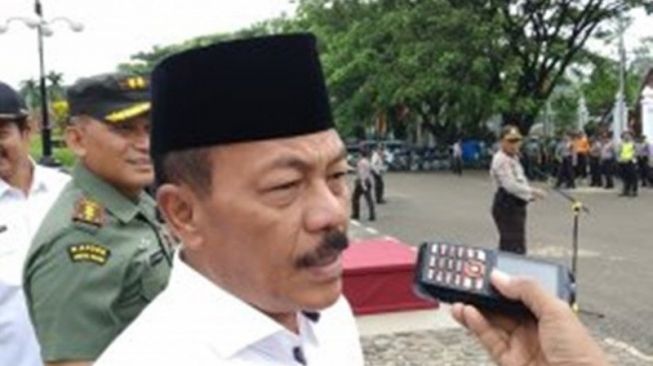 Ikut Dinas Bareng Anggota DPRD, Satu PNS Tanah Datar Positif Corona