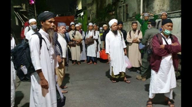 144 Jemaah Diisolasi Satu Minggu di Masjid, Camat: Sehat, Gak Sakit-sakitan