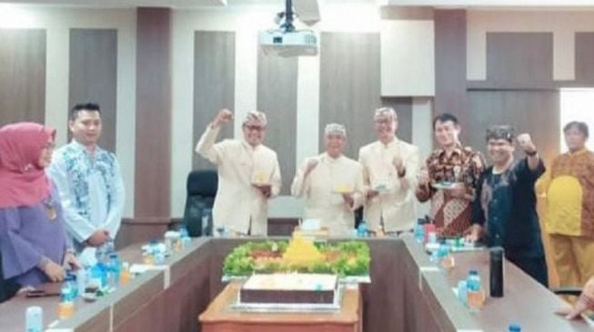 Wali Kota Sukabumi Tak Gajian 4 Bulan ke Depan karena Wabah Corona