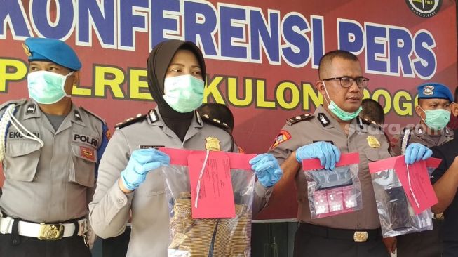 Pengedar Obat Terlarang Ditangkap Polisi, Pelaku: Cuma Buat Pacar