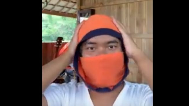 Dodit Mulyanto bagikan tutoliar bikin masker celana kolor [Twitter]