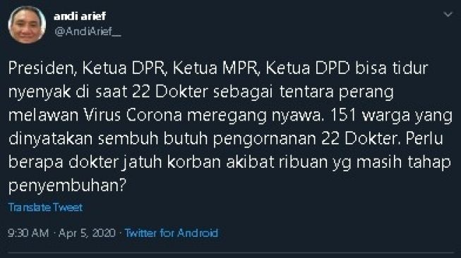 Cuitan Andi Arief soal dokter yang tewas akibat wabah virus corona. (Twitter/@AndiArief_)