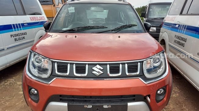 Haluan Suzuki Ignis GX. Simak grille serta logo Suzuki penuh gaya [Suara.com/Manuel Jeghesta Nainggolan].