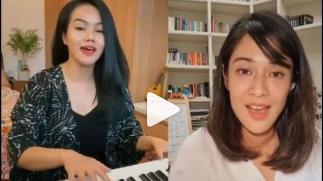 Sukses Bikin Heboh, Dian Sastro dan Yura Yunita Duet di Rumah Aja