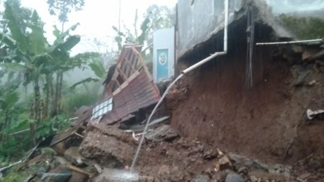 Gempa dan Longsor Landa Wilayah Perbatasan Lebak, Tiga Rumah Rusak