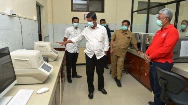 Mulai Hari Ini, Kepri Bisa Cek Sampel Swab Pakai PCR Bantuan Singapura