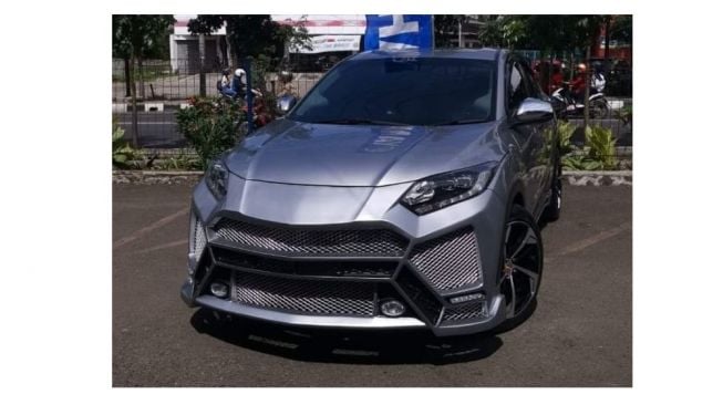 Modifikasi Honda HR-V jadi mirip Lamborghini Urus.[Instagram/@radius_bodykit]