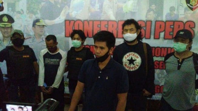 Tampar Perawat karena Ogah Pakai Masker, Satpam SD Dikurung saat Corona