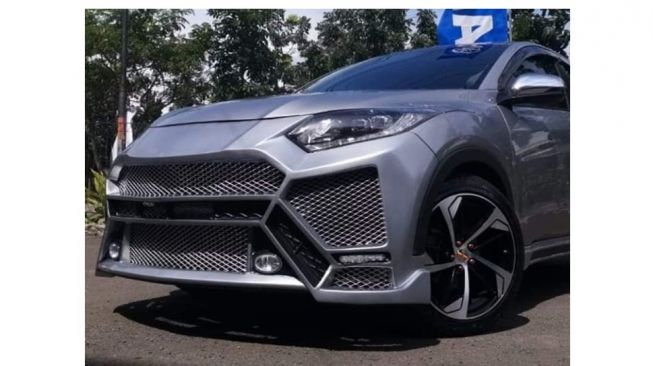 Honda HR V Berubah Tampang Ala Lamborghini Urus Resepnya 