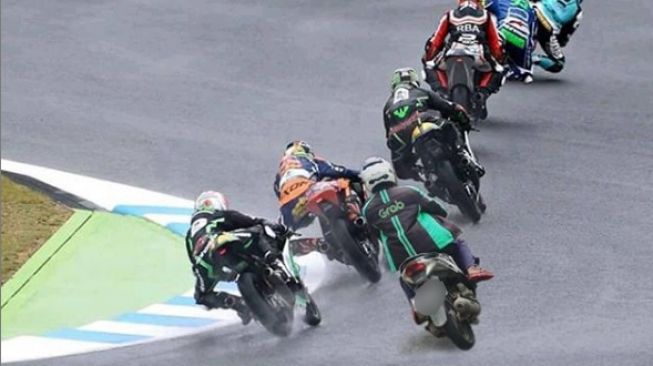 3 Potret Meme Ojol Ikut Balapan MotoGP, Bikin Perut Kaku