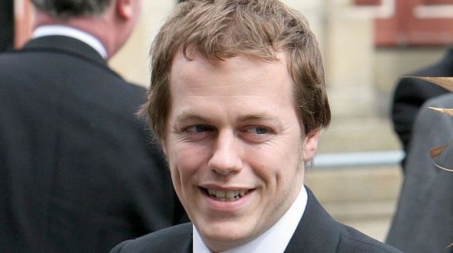 Hits: Kenalan Sama Tom Parker Bowles hingga Pesona Kuda Paling Tampan