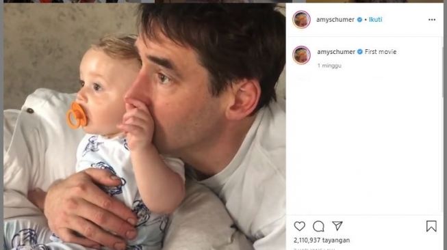 Anak Amy Schumer, Gene Attel Fischer yang kini jadi Gene David Fischer. (Instagram/@amyschumer)