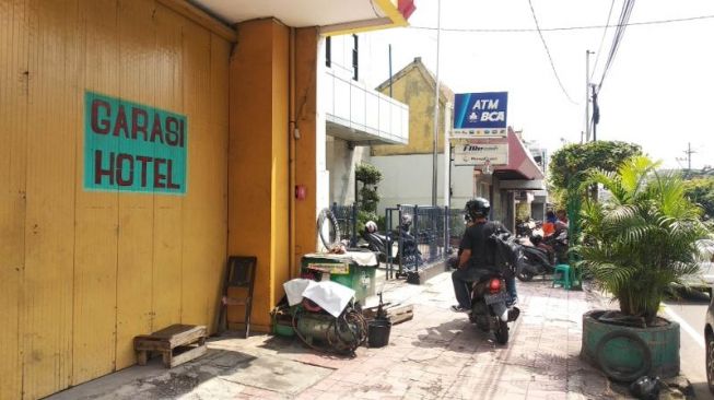 Diduga Jambret, Pria Paruh Baya Babak Belur Dihajar Massa di Gondomanan