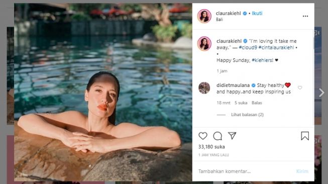 Cinta Laura unggah foto di kolam renang. (Instagram/@claurakiehl)