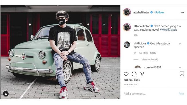 Atta Halilintar Pose di Depan Fiat 500 (Instagram-Attahalilintar)