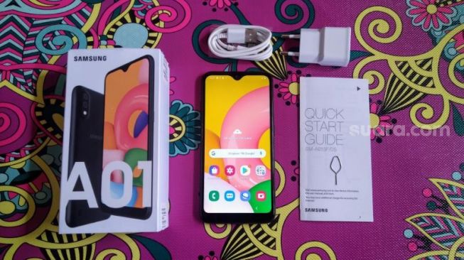 Samsung Galaxy A01. [Suara.com/Tivan Rahmat]