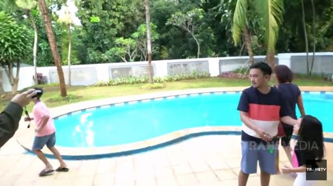Ruben Onsu perlihatkan rumah barunya [YouTube/TransTV Official]
