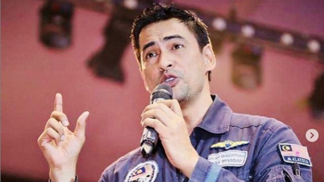 Astronot Asal Malaysia Kini Jadi Tukang Antar Makanan Selama Lockdown