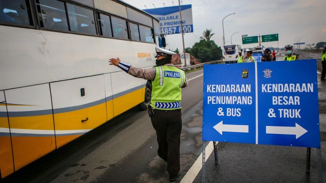 Hingga Lebaran H-1, Mobil Tinggalkan Jakarta Tembus 400 Ribu Unit