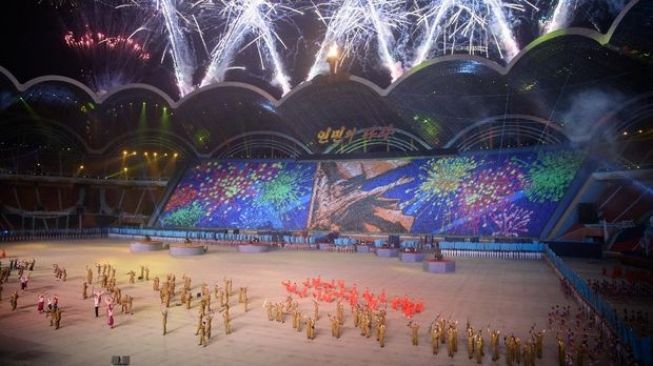Stadion Rungrado May Day saat menggelar Arirang Mass Games. (AFP/KIM WON JIN)