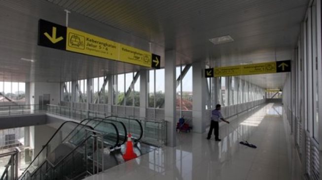 Skybridge Tirtonadi-Solo Balapan Ditutup sampai 31 Mei