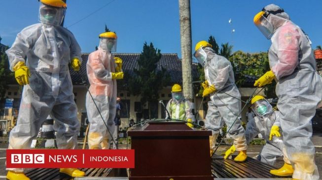 Kisah Petugas Urus Jenazah Corona: Tak Usah Disuruh, Saya Pasti Salatkan