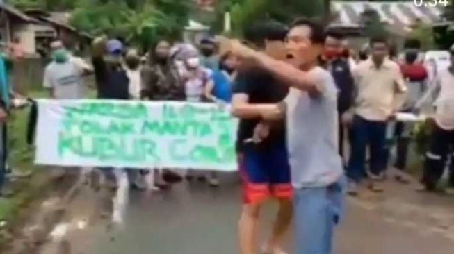 Beredar Video Warga Menolak Lahan Kuburan untuk Jenazah Pasien Covid-19