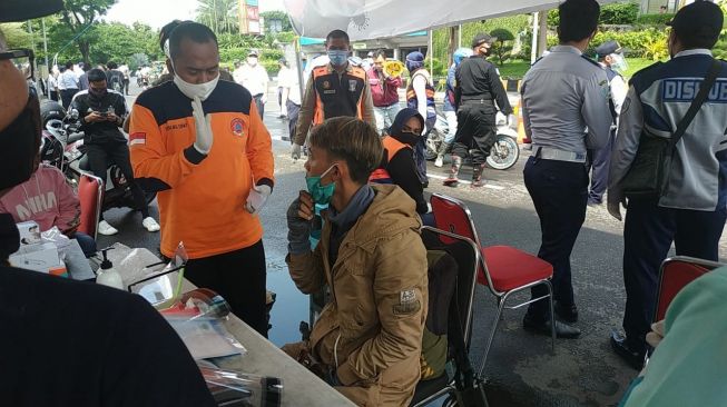 Pemudik Berstatus ODP Terjaring di Check Point Bundaran Waru