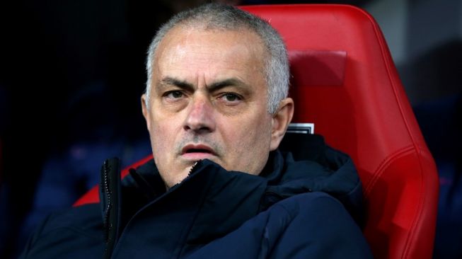 Bertekad Bawa Tottenham Juara, Mourinho Bidik Titel Liga Inggris Keempatnya