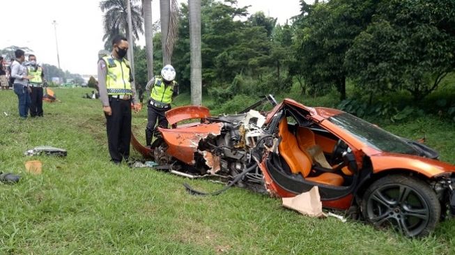 Perbaiki Supercar Akibat Tabrakan, Harganya Setara Beli Unit Bekasnya