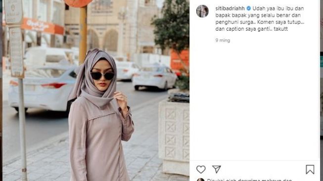 Siti Badrah berhijab. (Instagram/@sitibadriahh)