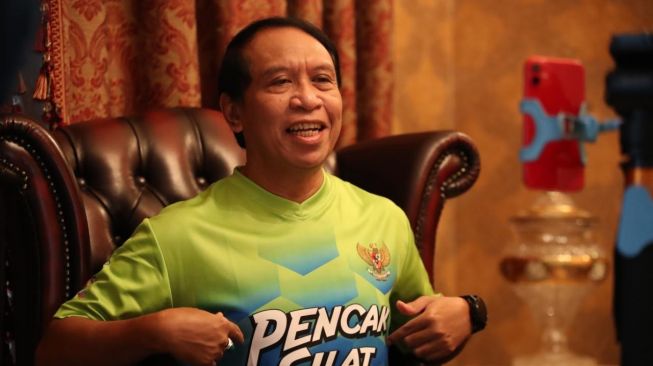 Menpora Bincang Santai Bareng Peraih Emas Asian Games Hanifan dan Pipiet