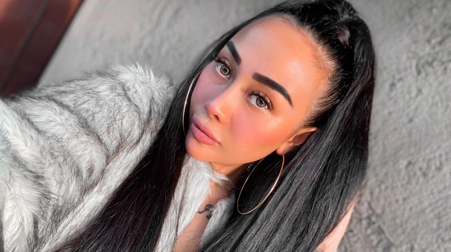 Dari Hobi, Selebgram Olyvia Jouvan Rintis Bisnis Masakan Pedas