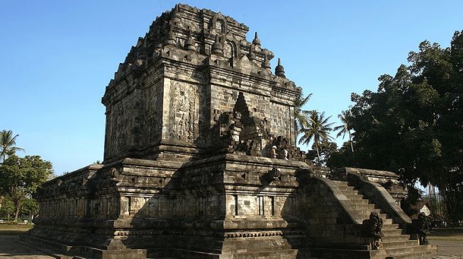 5 Keistimewaan Candi Mendut, Lokasi Awal Perayaan Waisak di Candi Borobudur yang Jarang Disorot