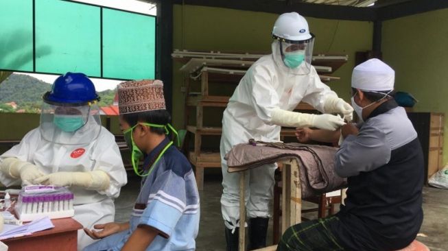 Kontak dengan Marbot yang Positif Covid, 19 Jemaah Masjid Jalani Karantina