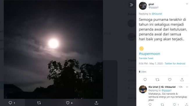 Penampakan Supermoon, Kamis (7/5/2020). [Twitter]