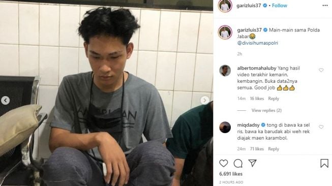 Ferdian Paleka, YouTuber yang diburu polisi setelah dikecam publik karena membuat video prank sembako berisi sampah serta batu bata untuk transpuan, akhirnya tertangkap. [Instagram/garizluis37]