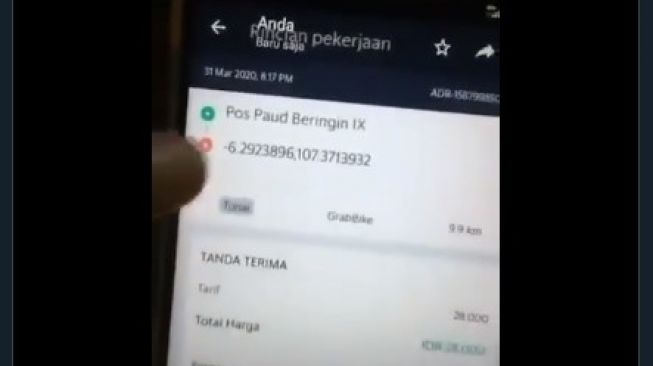 Pengakuan Sopir Ojol Dibayar Pakai Plastik usai Antar Penumpang Misterius