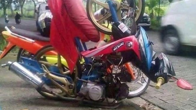 Bak Karya Seni Abstrak, Wujud Motor Ini Picu Spekulasi Liar Warganet