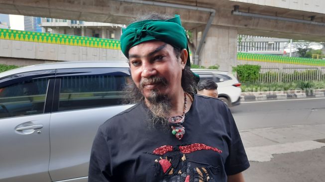 Wajah Limbad Muda Sukses Bikin Pangling, Dibilang Mirip Rhoma Irama dan Ahmad Dhani