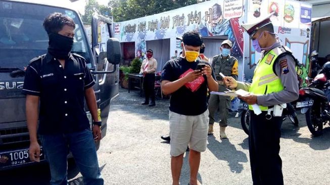 Tujuh Travel Gelap Angkut Pemudik Ditindak Satlantas Polresta Banyumas