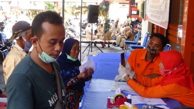 Amburadul! Bocah 2 Tahun Terdaftar Dapat Bansos Virus Corona di Sumenep