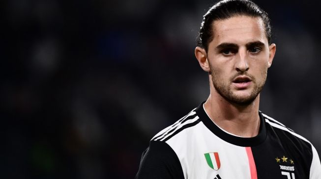 Manchester United Kontak Agen Adrien Rabiot