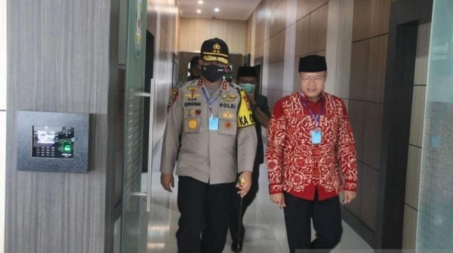 Gubernur Bengkulu Isolasi Diri, Diduga Tertular Corona dari Eks Kapolda