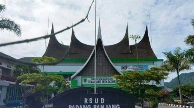 10 Orang Tenaga Medis Kota Padang Panjang Dinyatakan Sembuh dari Covid-19