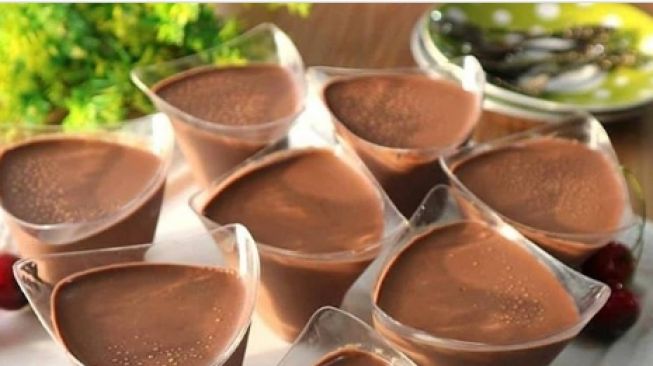 Takjil Nikmat Mudah Dibuat, Yuk Intip Resep Chocolate Panna Cotta Ini